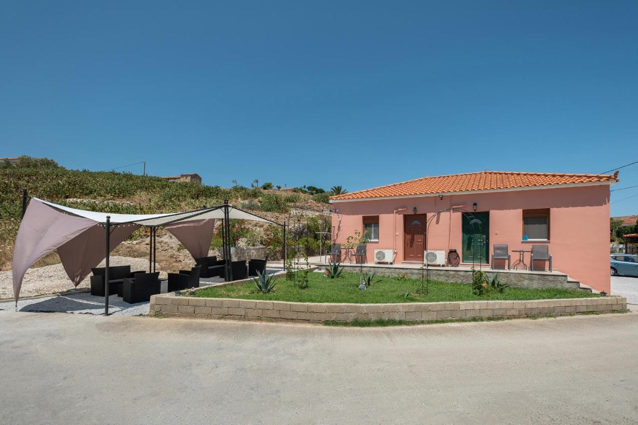 A & K Vacation House Varos Exterior photo